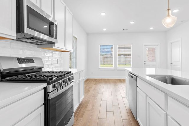 626 Escondido Drive, Dayton, TX 77535