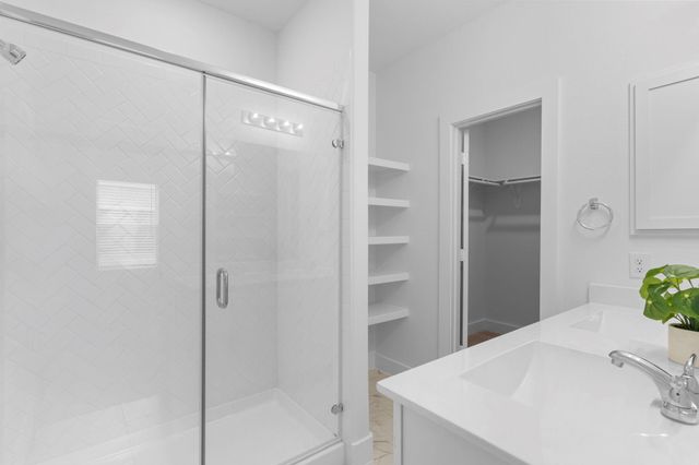 626 Escondido Drive, Dayton, TX 77535