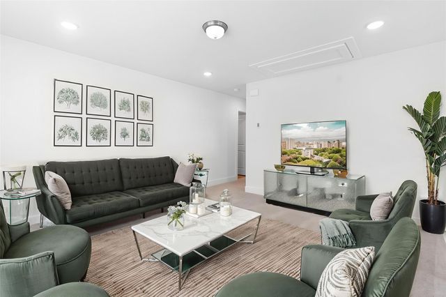 626 Escondido Drive, Dayton, TX 77535