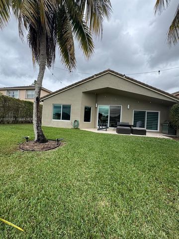 16440 Ruby Lk, Weston, FL 33331