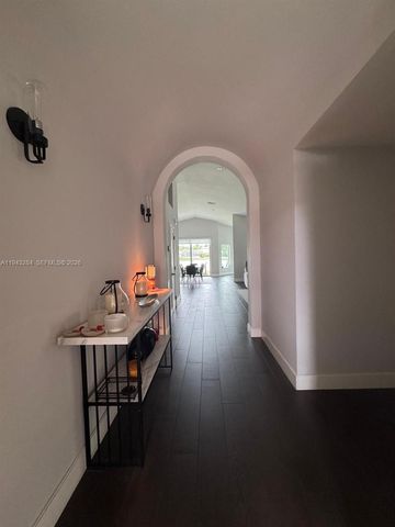 16440 Ruby Lk, Weston, FL 33331