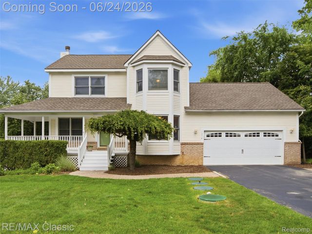 1078 Lake Lane Drive, White Lake Charter Township, MI 48386