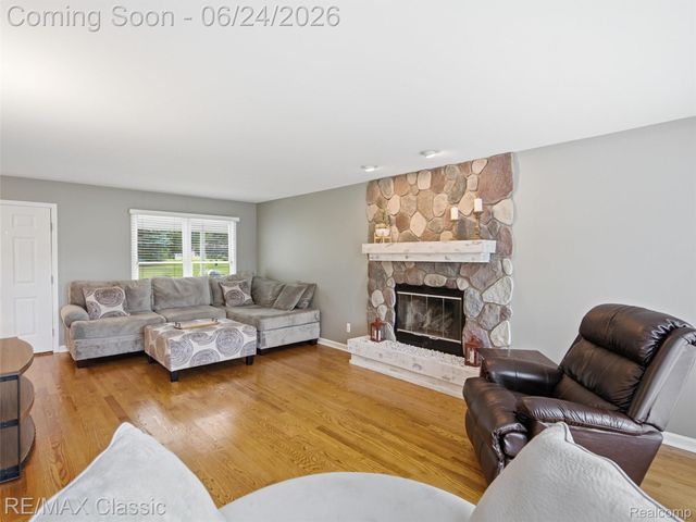 1078 Lake Lane Drive, White Lake Charter Township, MI 48386