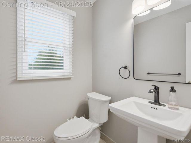 1078 Lake Lane Drive, White Lake Charter Township, MI 48386