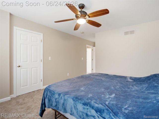 1078 Lake Lane Drive, White Lake Charter Township, MI 48386