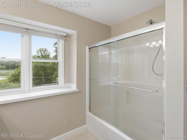 1078 Lake Lane Drive, White Lake Charter Township, MI 48386