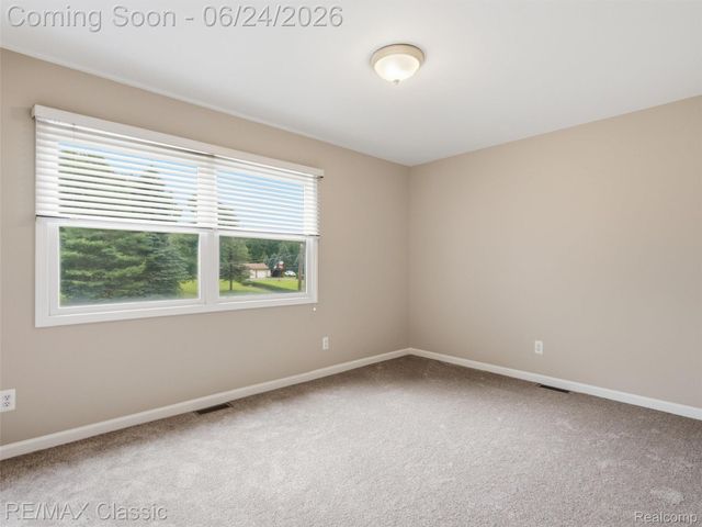 1078 Lake Lane Drive, White Lake Charter Township, MI 48386