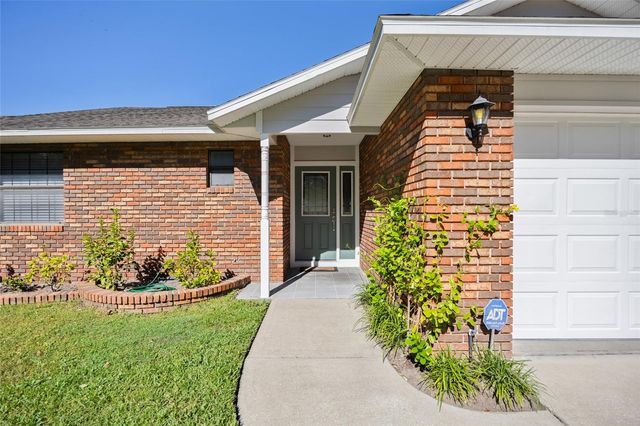 6549 FOXMOOR DRIVE, Zephyrhills, FL 33542