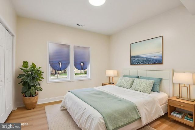 2223 ROSLYN AVE, Baltimore, MD 21216