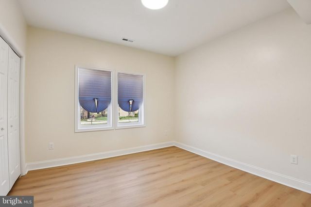 2223 ROSLYN AVE, Baltimore, MD 21216