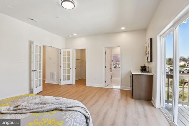 2223 ROSLYN AVE, Baltimore, MD 21216