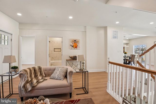 2223 ROSLYN AVE, Baltimore, MD 21216