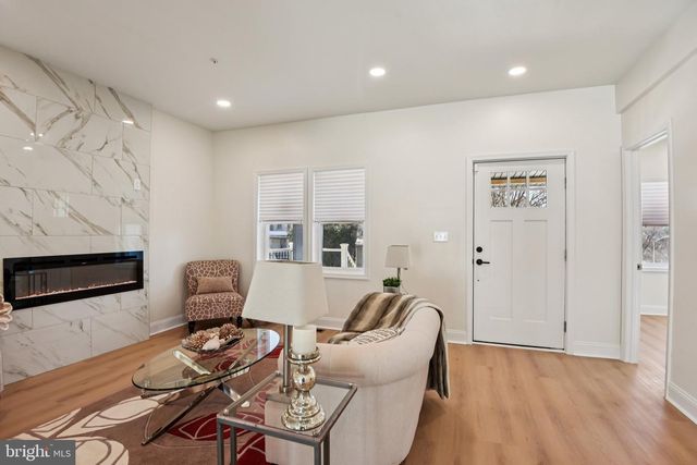 2223 ROSLYN AVE, Baltimore, MD 21216