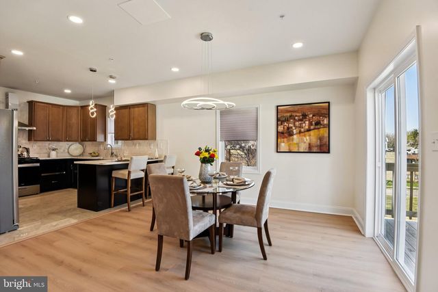 2223 ROSLYN AVE, Baltimore, MD 21216