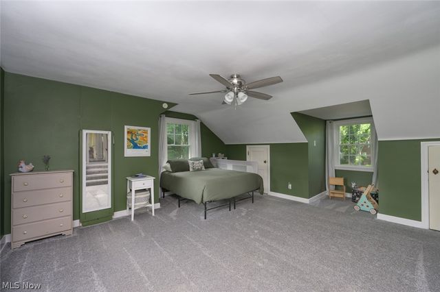 245 Griswold Drive, Youngstown, OH 44512