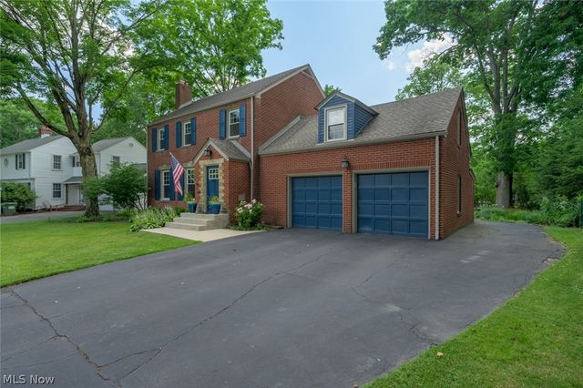 245 Griswold Drive, Youngstown, OH 44512