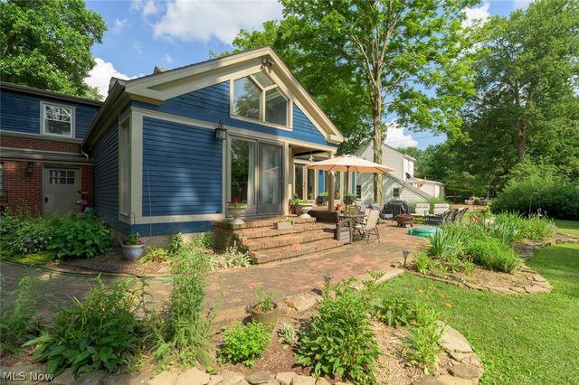 245 Griswold Drive, Youngstown, OH 44512