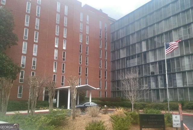 3060 Pharr Court North NW 306, Atlanta, GA 30305