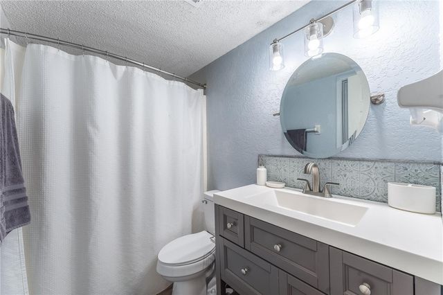 2103 Blueberry Lane, Springdale, AR 72762