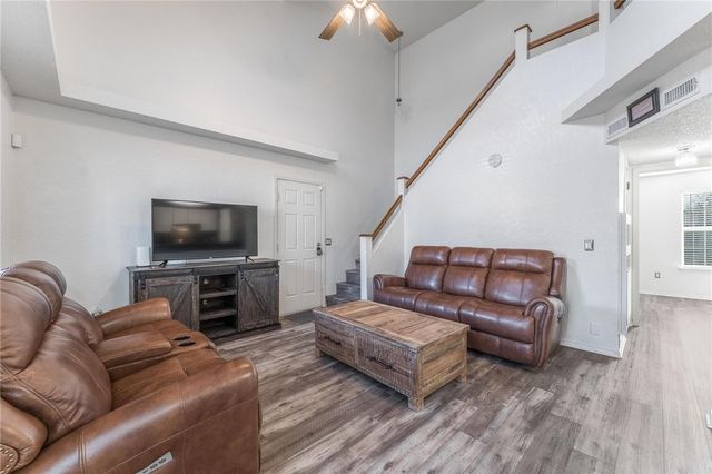 2103 Blueberry Lane, Springdale, AR 72762