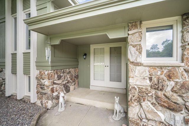 W249S7055 Sugar Maple DRIVE, Waukesha, WI 53189