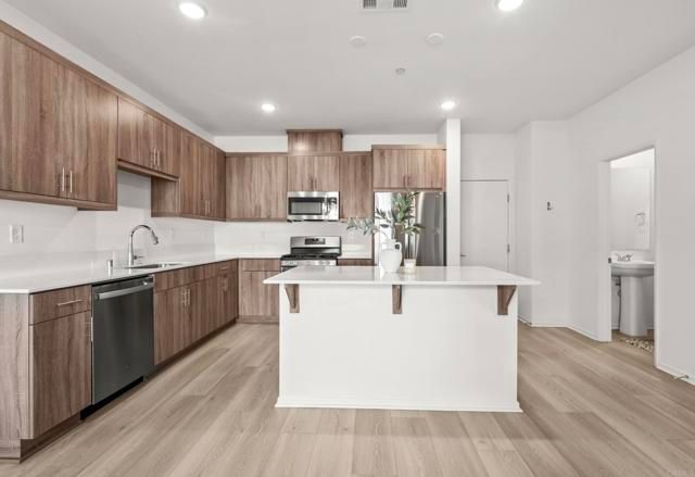 348 SWEET PLACE, Fallbrook, CA 92028