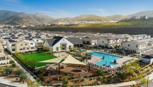 348 SWEET PLACE, Fallbrook, CA 92028