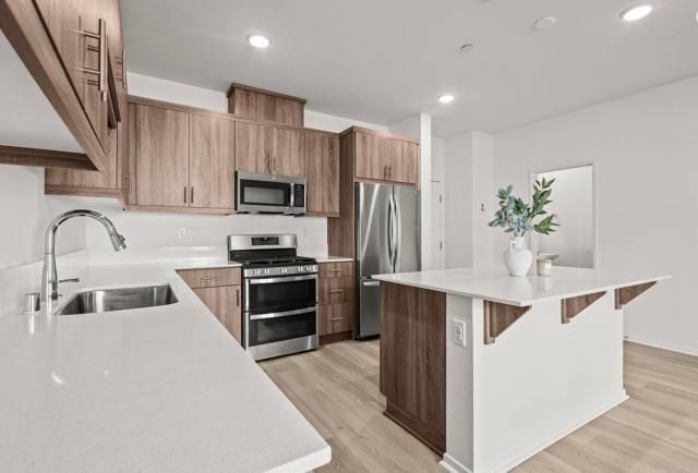 348 SWEET PLACE, Fallbrook, CA 92028