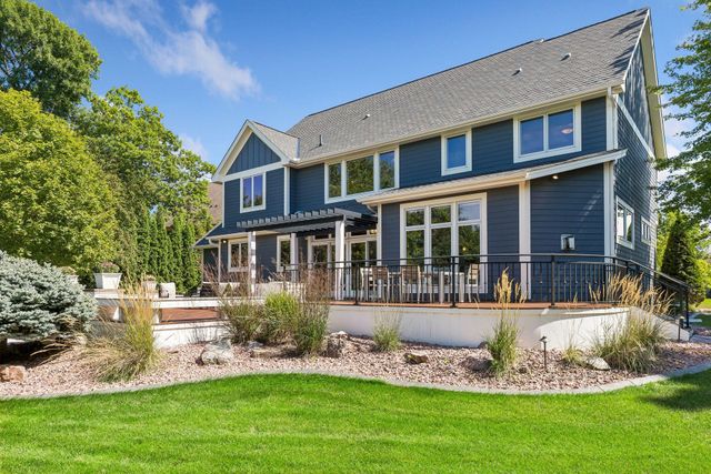 15810 51st Avenue N, Plymouth, MN 55446