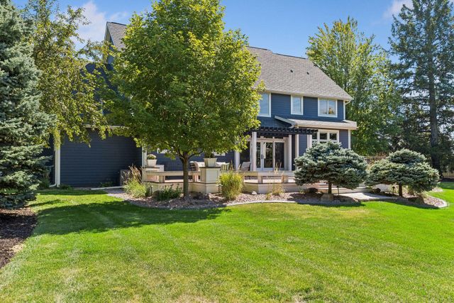 15810 51st Avenue N, Plymouth, MN 55446