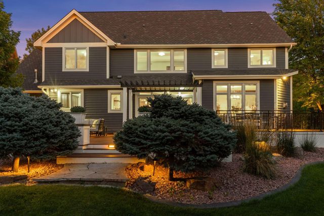15810 51st Avenue N, Plymouth, MN 55446