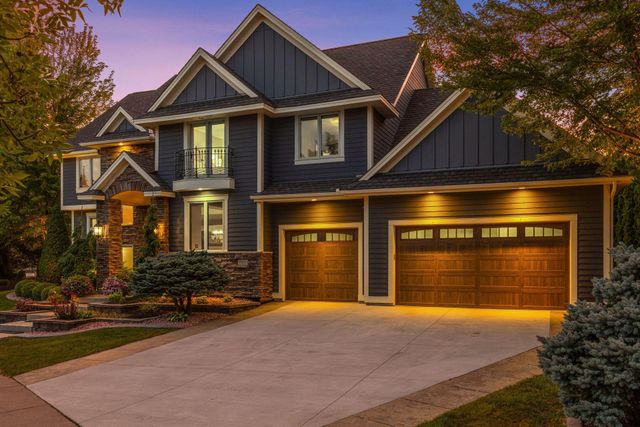 15810 51st Avenue N, Plymouth, MN 55446