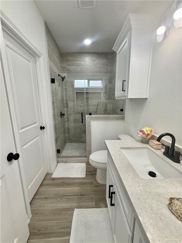 1301 S M Street, Harlingen, TX 78550