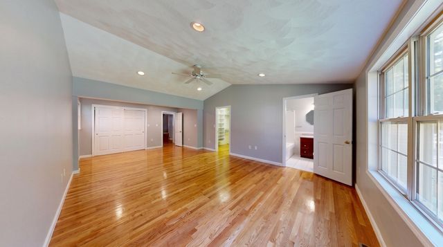 19 Fieldcrest Ter, North Reading, MA 01864
