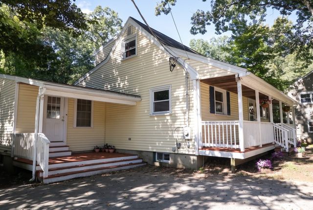 19 Fieldcrest Ter, North Reading, MA 01864