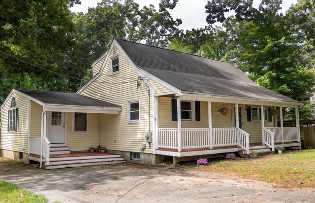 19 Fieldcrest Ter, North Reading, MA 01864