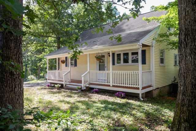 19 Fieldcrest Ter, North Reading, MA 01864
