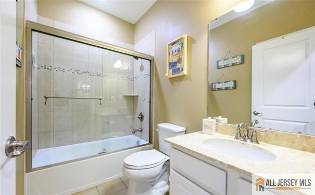303 Bayside Court, South Amboy, NJ 08879
