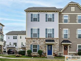 303 Bayside Court, South Amboy, NJ 08879