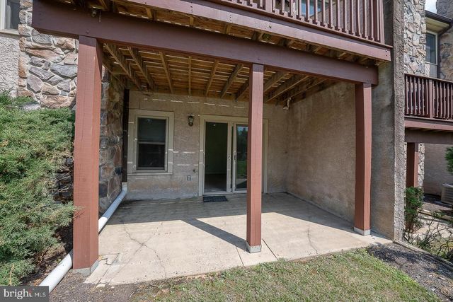 102 BEACON SQ, Wayne, PA 19087