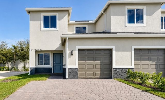 847 SE 18th St, Homestead, FL 33034
