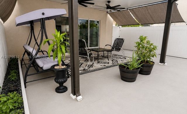 847 SE 18th St, Homestead, FL 33034