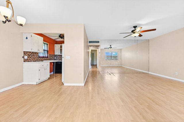49 Seville C, Delray Beach, FL 33446