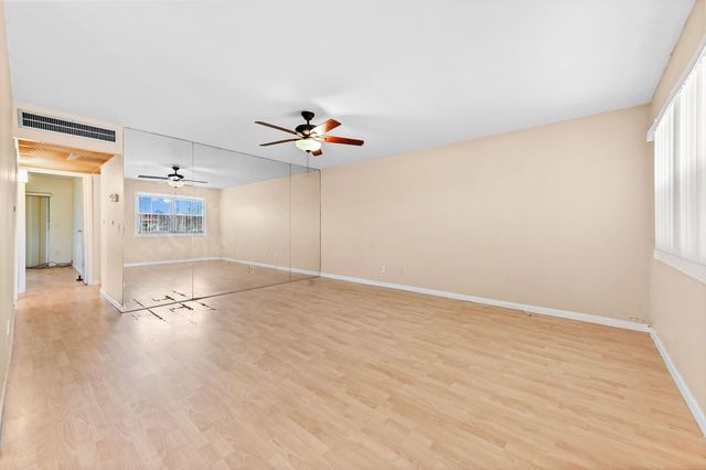 49 Seville C, Delray Beach, FL 33446