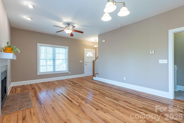 4 Cottage Court, Asheville, NC 28801