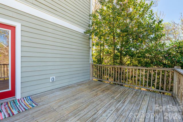 4 Cottage Court, Asheville, NC 28801