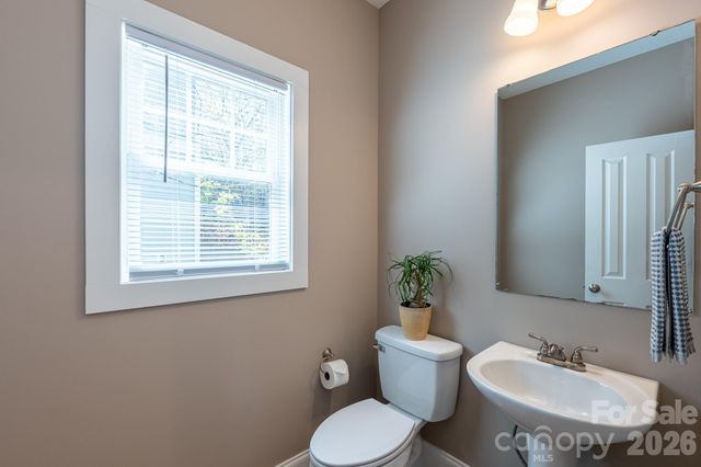 4 Cottage Court, Asheville, NC 28801