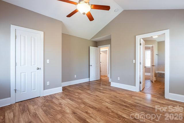 4 Cottage Court, Asheville, NC 28801