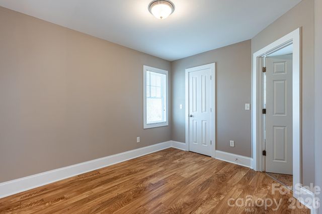 4 Cottage Court, Asheville, NC 28801