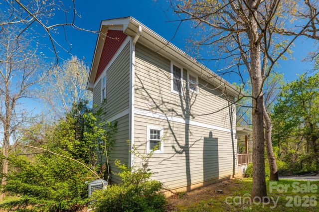 4 Cottage Court, Asheville, NC 28801
